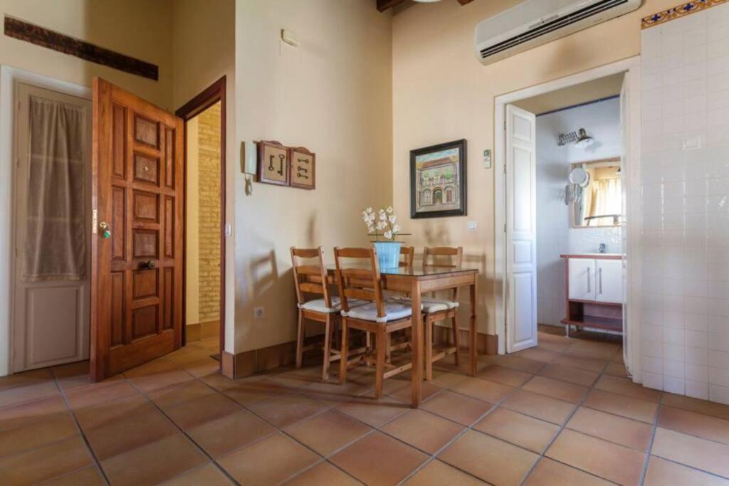 Precioso Apart - Localizacion Perfecta **Wifi - A/C** Sevilla Bagian luar foto